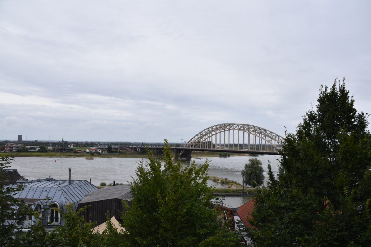 Waalbrug Nijmegen, Bruggen